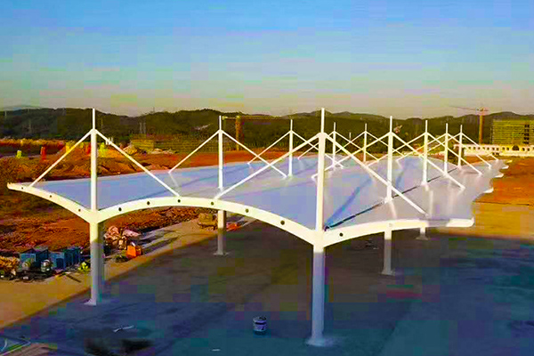 不同的白城膜結(jié)構(gòu)材質(zhì)的特點(diǎn)對(duì)比