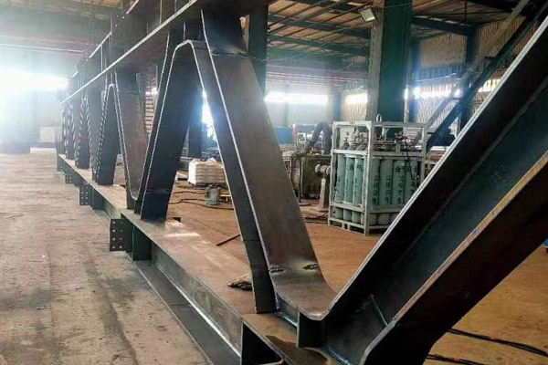 長春鋼結(jié)構(gòu)廠房的結(jié)構(gòu)建設時應考慮哪些因素？