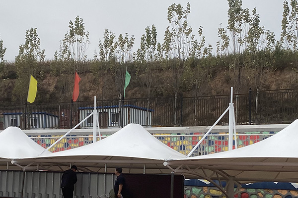 長春膜結(jié)構(gòu)制作體育看臺的安裝建造工藝 長春膜結(jié)構(gòu)制作體育看臺的安裝建造工藝