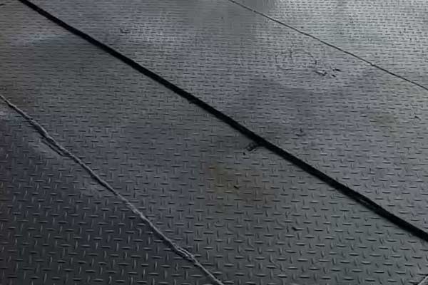 長春鋼結(jié)構(gòu)樓承板適合用于哪些建筑？